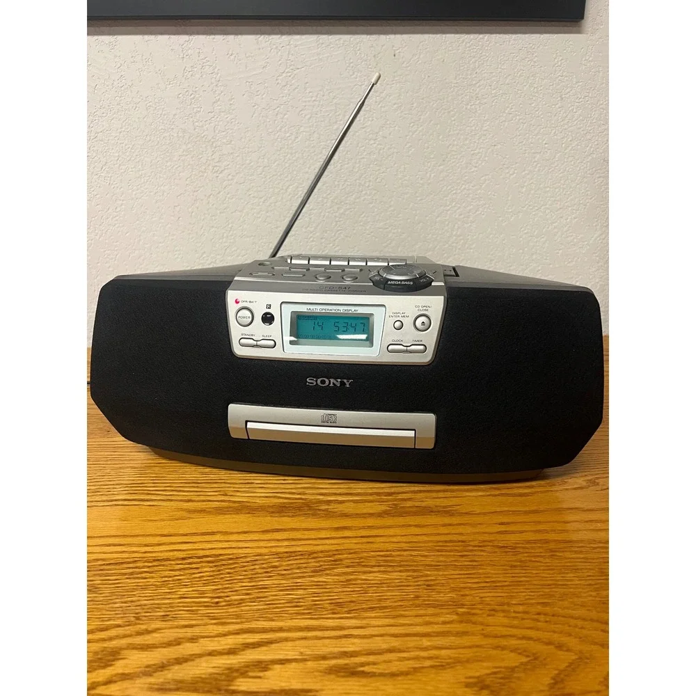 Sony CFD-S47 CD Radio Cassette-Corder Boombox Mega Bass Black Silver AM FM Tuner
